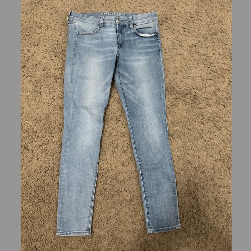 American Eagle Skinny Jeans